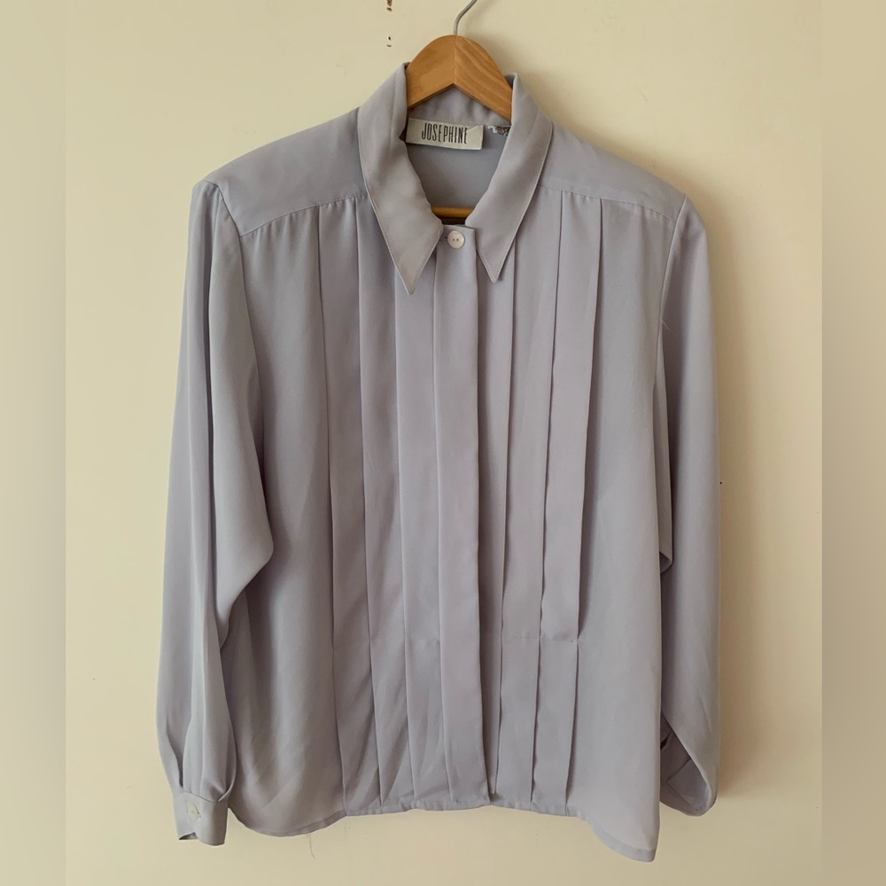 Vantage Josephine Chaus Light Gray Pleated Women's Blouse